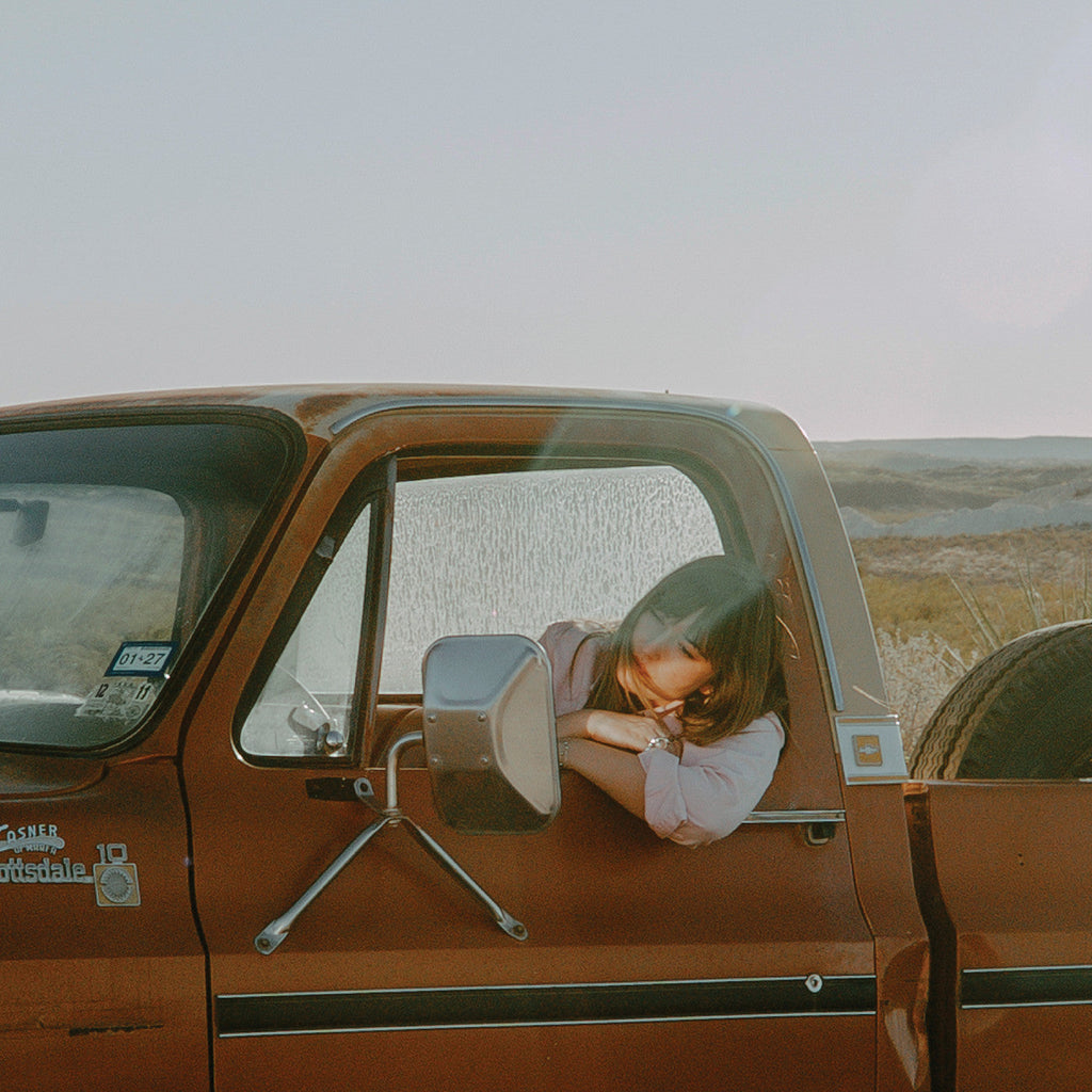 Jess Williamson - A Mile South Of Heaven (Indie Exclusive) ((Vinyl))