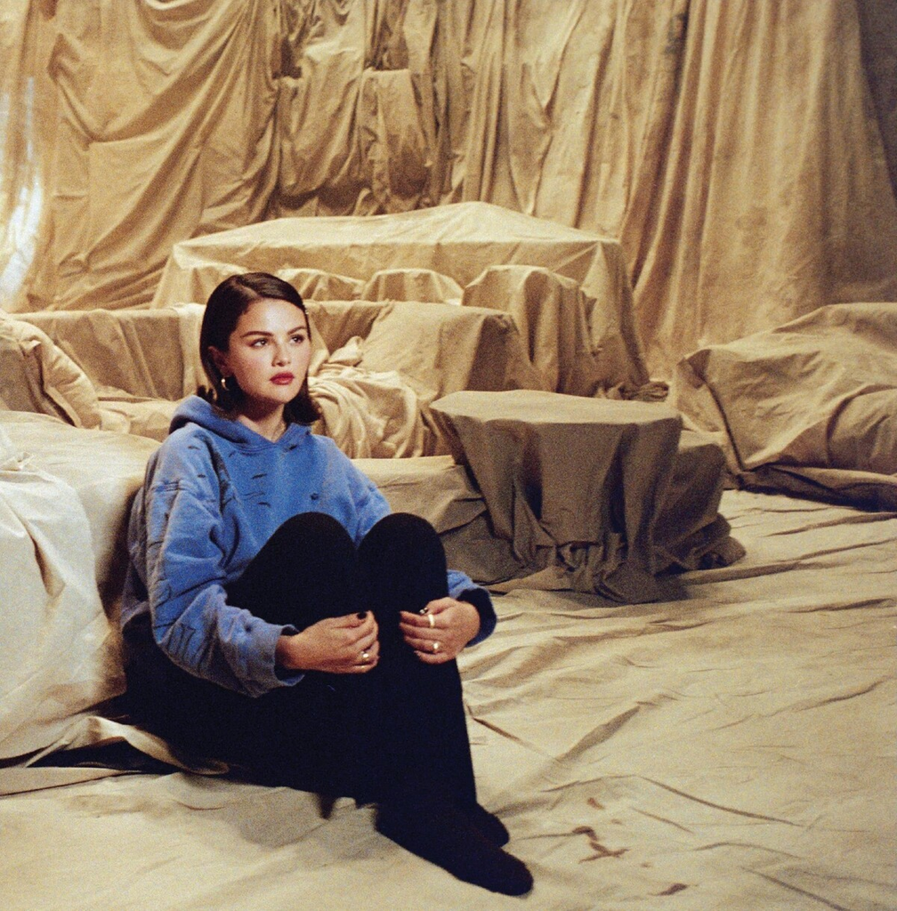 Selena Gomez - Younger And Hotter Than Me (Limited Edition, White Colored Vinyl) [Import] (7" Single) ((Vinyl))